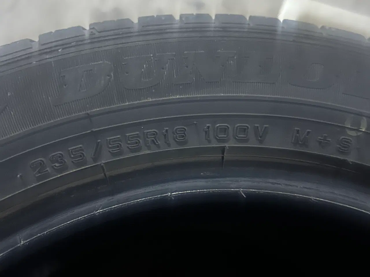 Billede 3 - Sommerdæk 235/55 R18