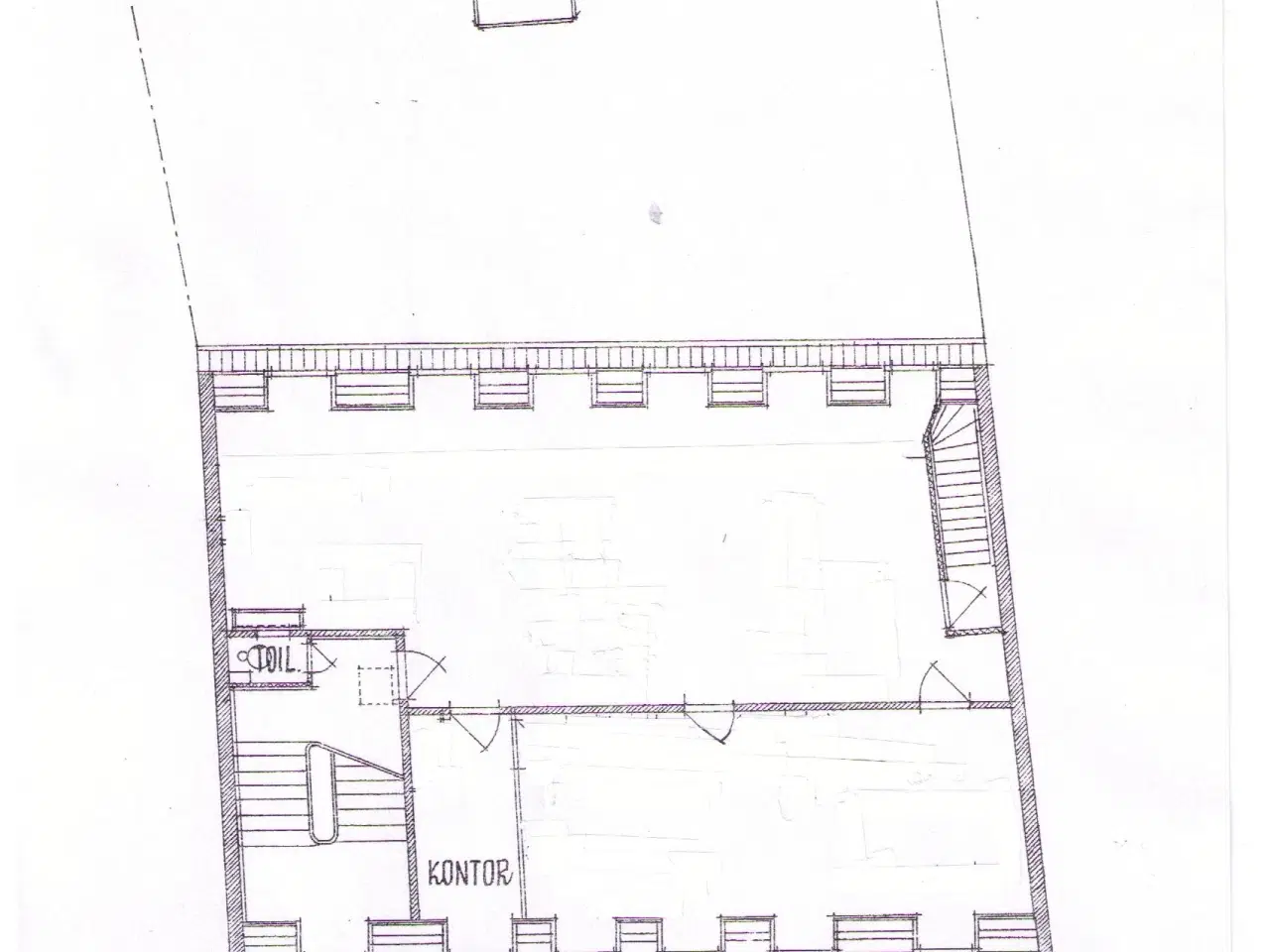 Billede 8 - Latinerkvarteret. Lyst kontorlokale i Storkøbenhavn. tæt på offentlig transport.