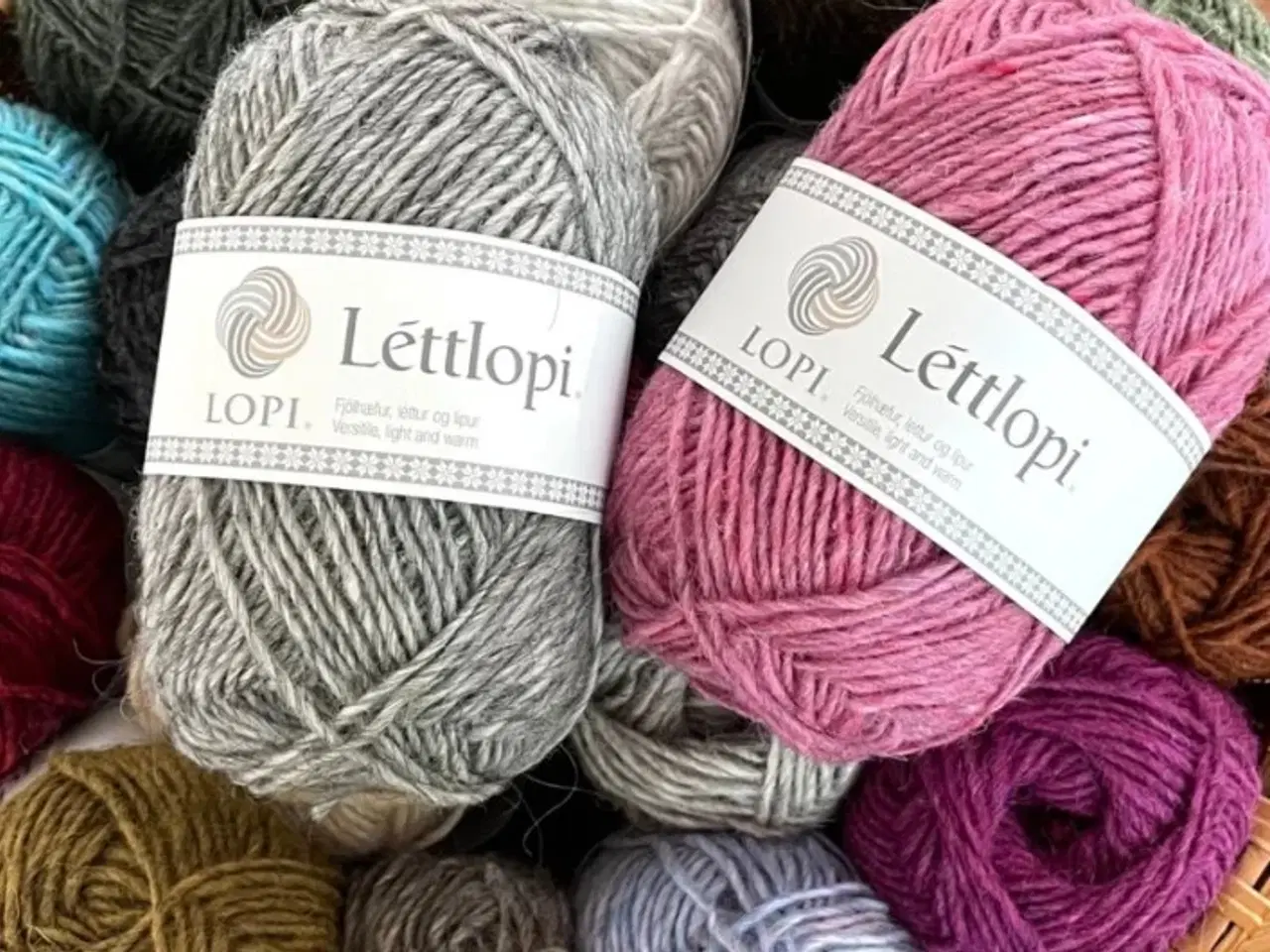 Billede 1 - Islandsk garn - Lettlopi i masser af farver