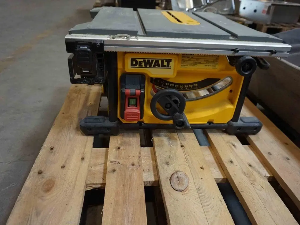 Billede 2 - Dewalt Bordrundsav DWE7485 -QS (MOMSFRI)