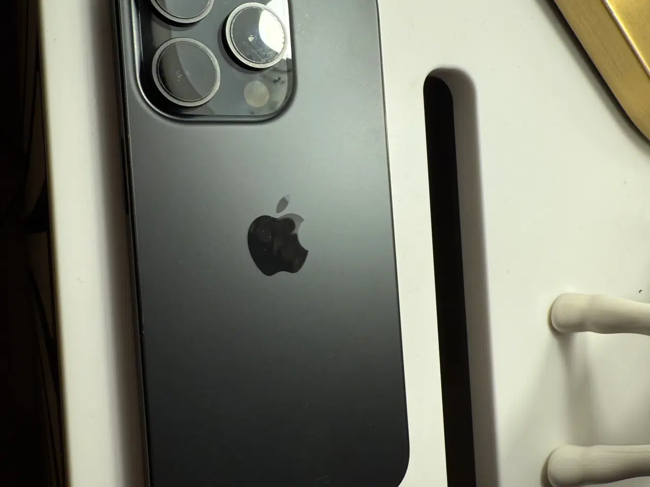 Billede 2 - Sort iPhone 15 pro