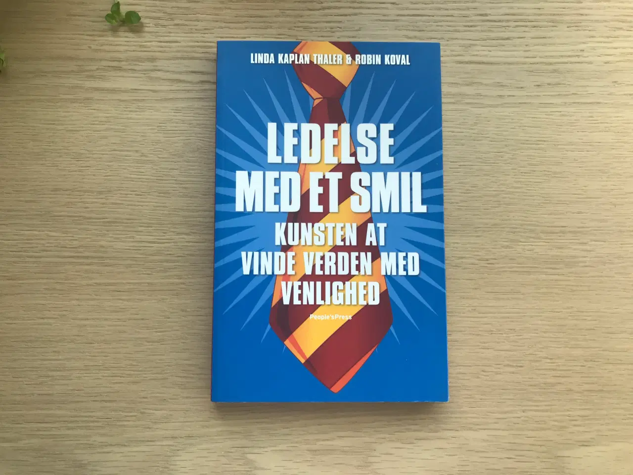 Billede 1 - Ledelse med et smil - Kunsten at vinde verden med 