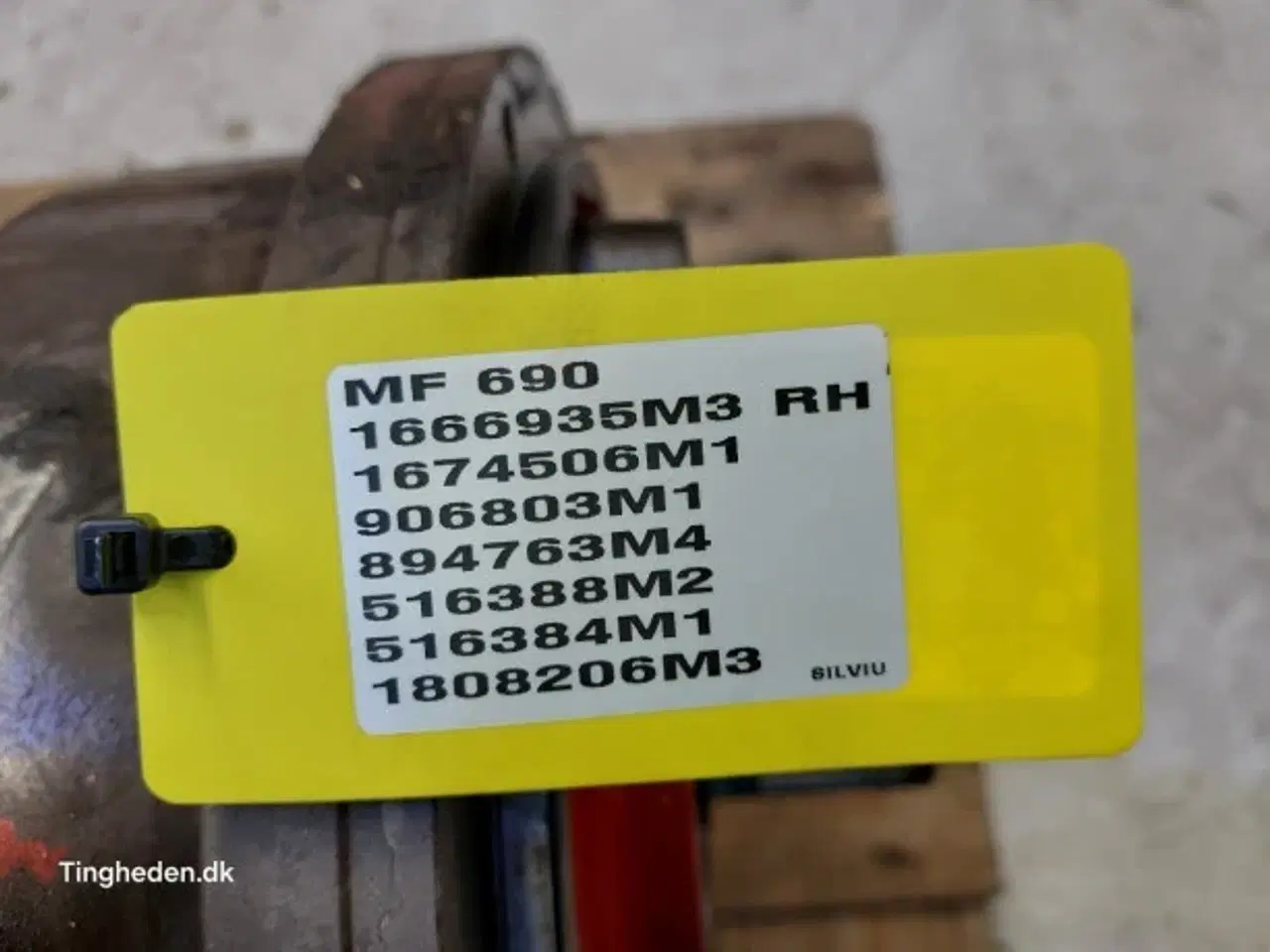 Billede 9 - Massey Ferguson 690 Lår R.  1666935M1