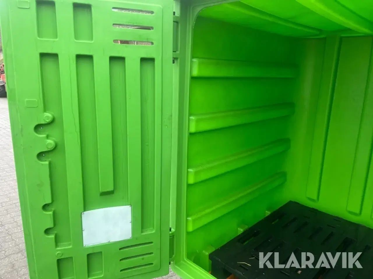 Billede 12 - Kemiskab/beholder