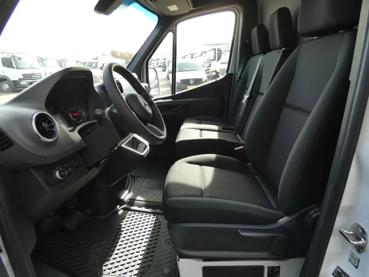 Billede 9 - Mercedes-Benz Sprinter 317 2,0 CDI A2 H2 RWD 9G-Tronic 170HK Van Aut.