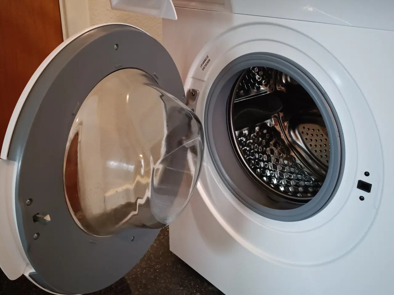 Billede 4 - Logik vaskemaskine L814WM23E (8 kg)