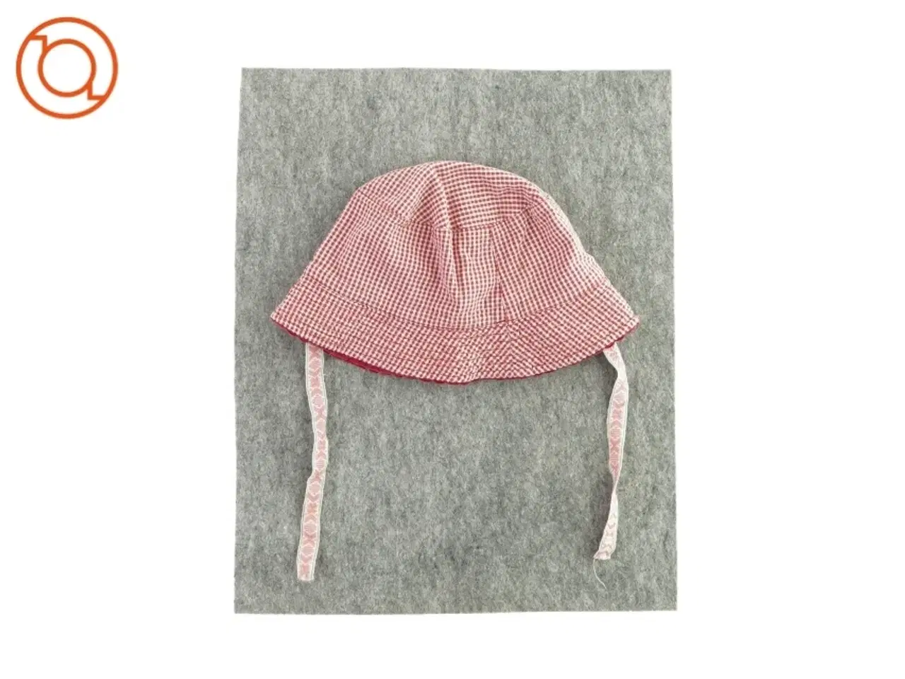 Billede 2 - Solhat med snørre (str. ca. et år)