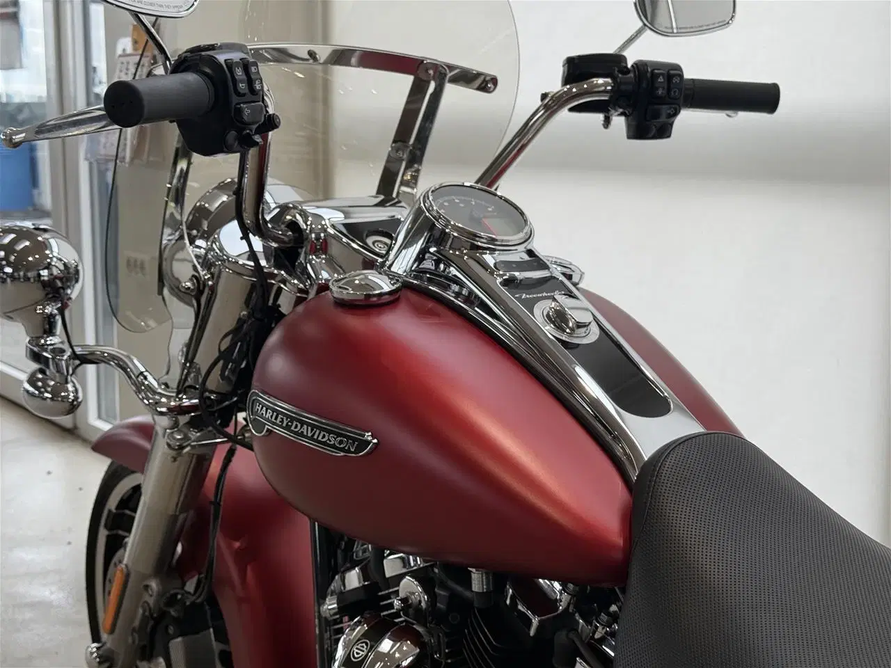 Billede 29 - Harley-Davidson FLRT Freewheeler Trike 114"