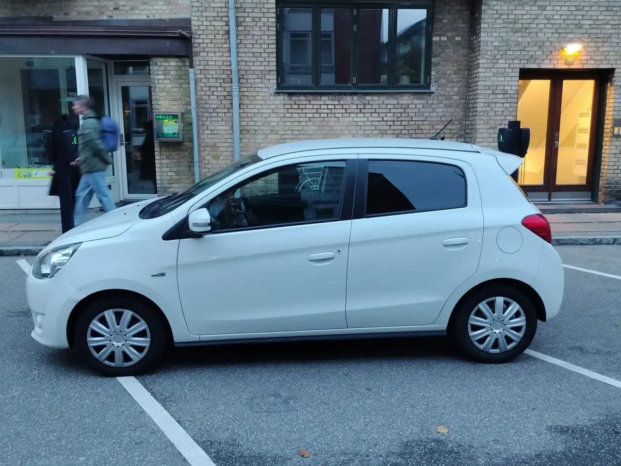 Billede 8 - Mitsubishi Space Star 1,2 Intense