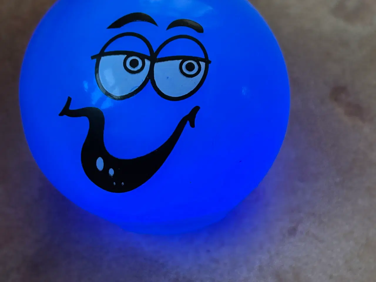 Billede 6 - lysende bold med ansigt til børn