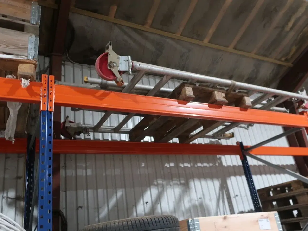 Billede 2 - Div. Dele til rullestillads