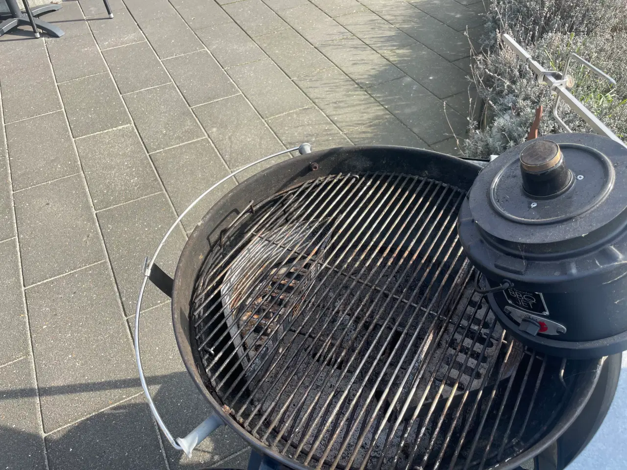 Billede 4 - Grill Weber med bord