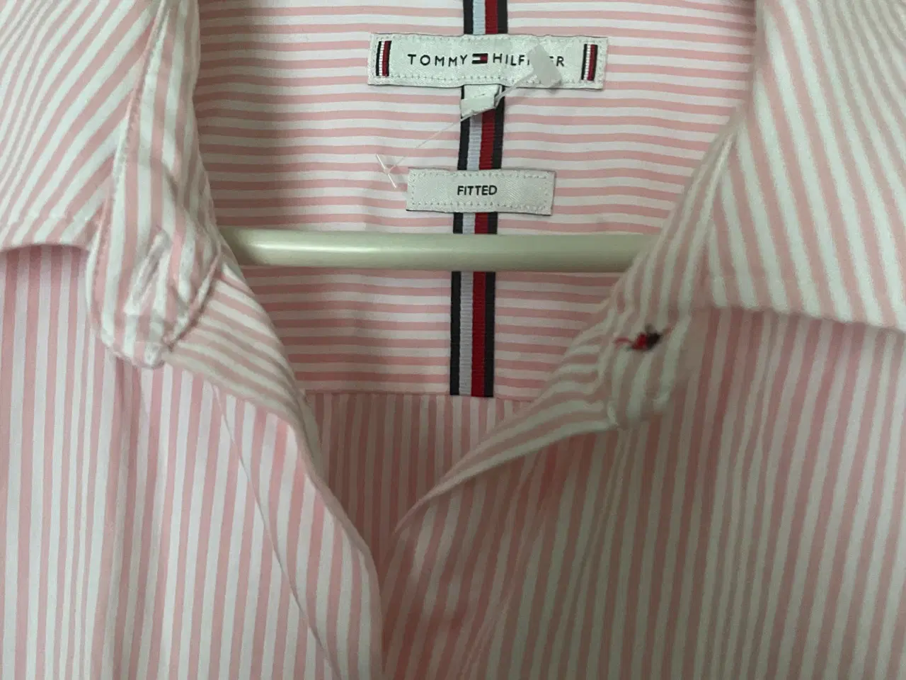 Billede 2 - Skjorte  Tommy Hilfiger 