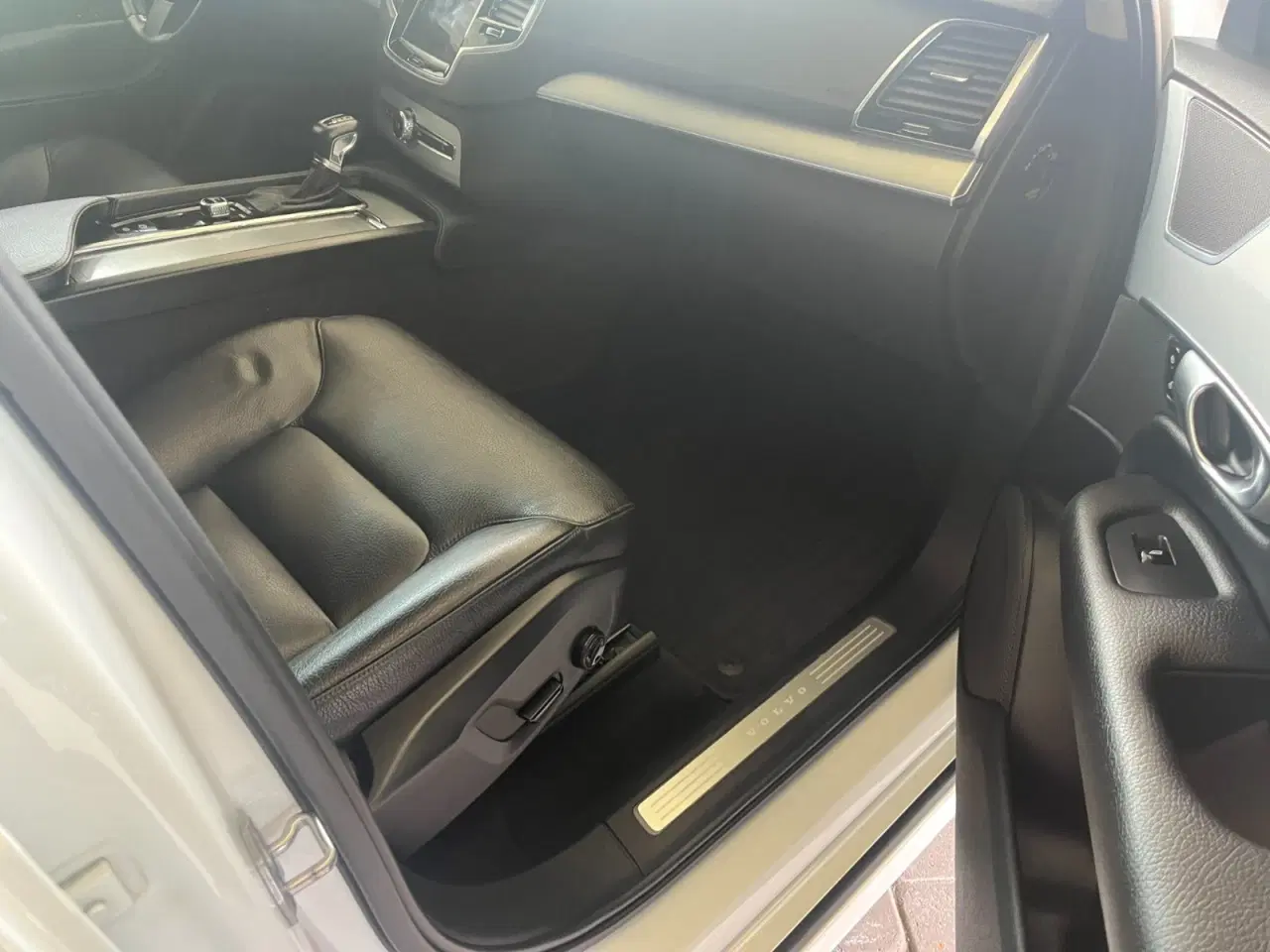 Billede 4 - Volvo XC90 2,0 D4 190 Momentum aut. 7prs