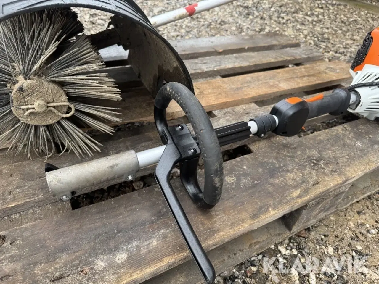 Billede 7 - Kombimaskine Stihl KMBI med børstevalse