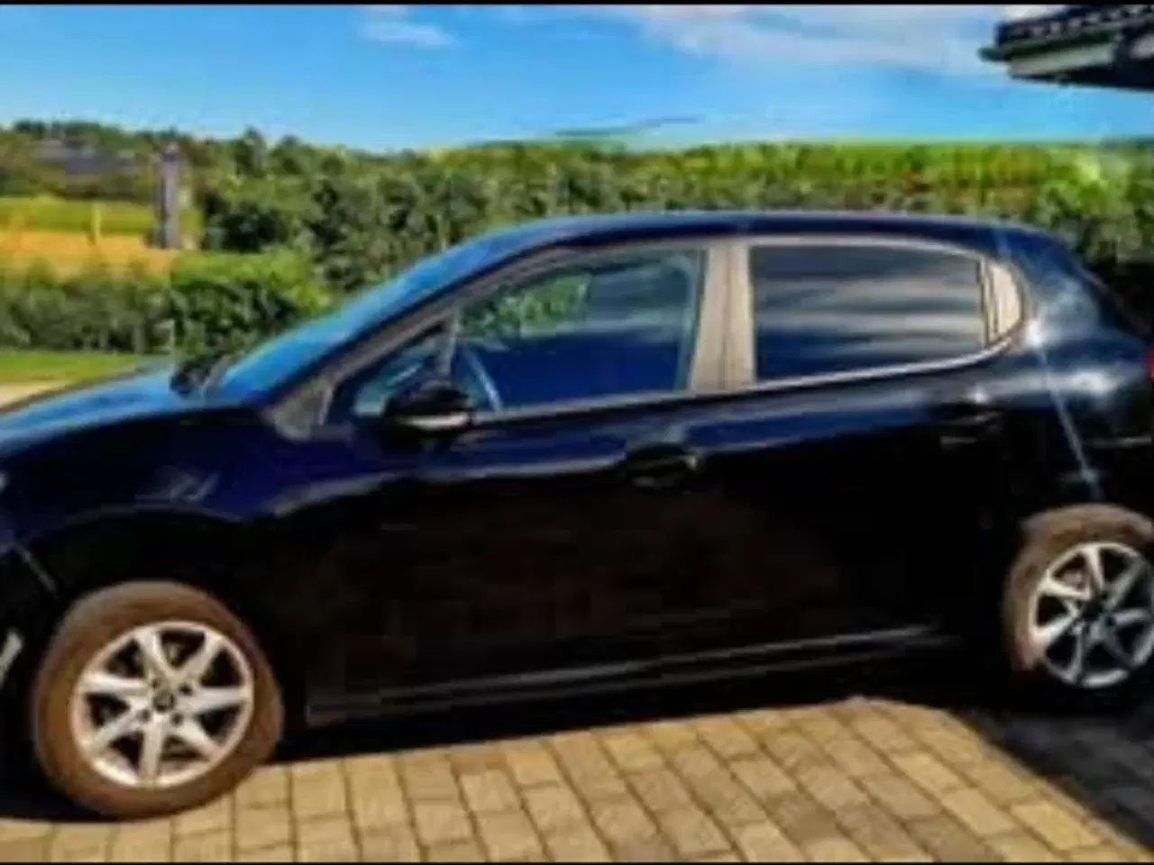Billede 1 - Velholdt Citroën C3 1.2 puretech 82.  83 HK Benzin
