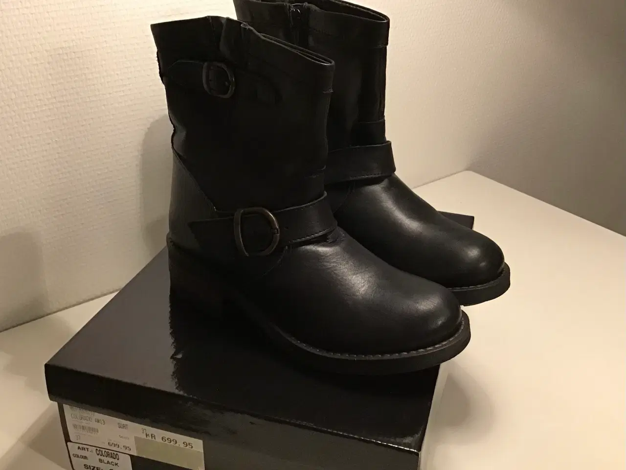 Billede 2 - Nye Støvler str 37 Six Mix