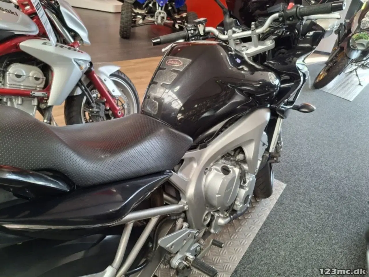 Billede 2 - Yamaha FZ6