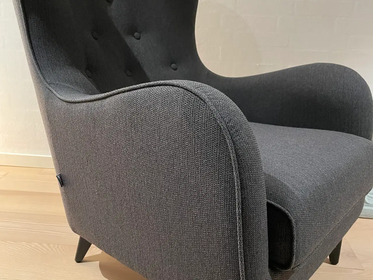 Billede 1 - 2 lænestole i mørk grå