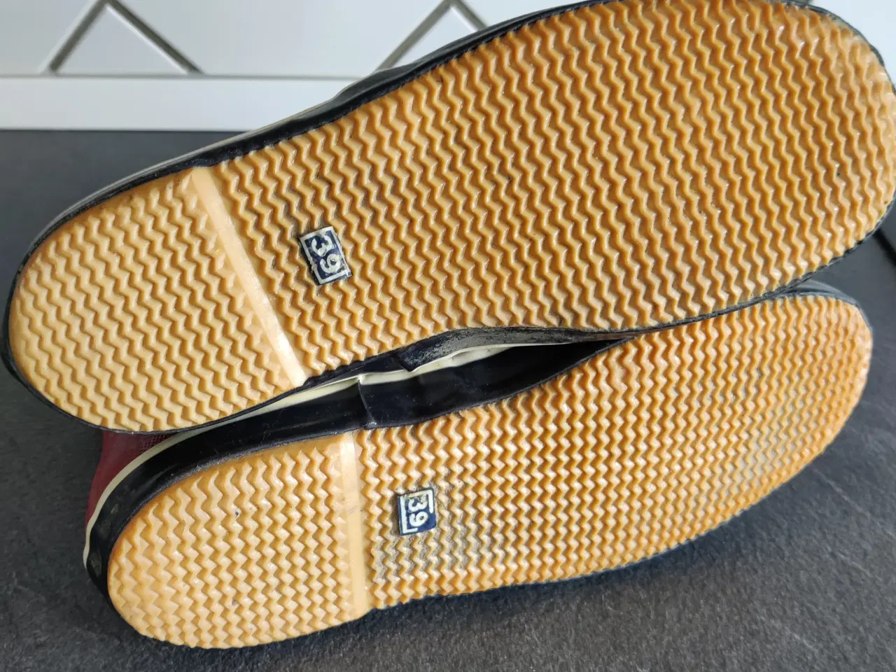 Billede 2 - Støvler. Str 39.