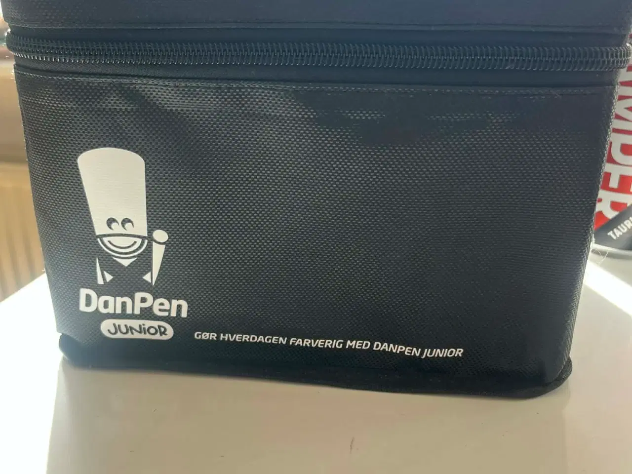 Billede 8 - Stort tuschesæt m. malebog – pæn stand