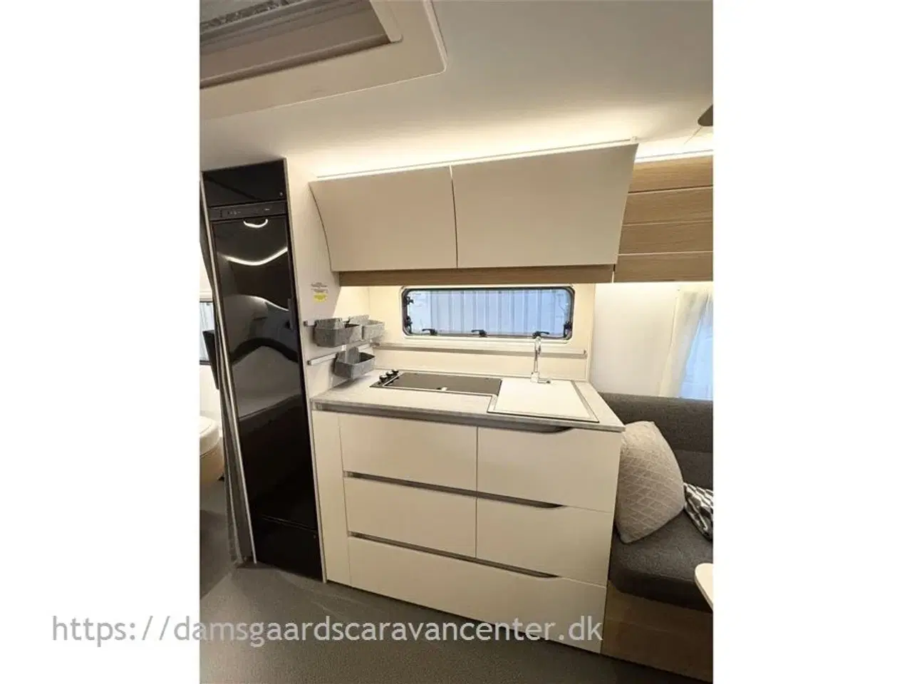 Billede 11 - 2021 - Adria Adora 613 UT   Queensbed-Gulvtemp.-Endebad--Telt