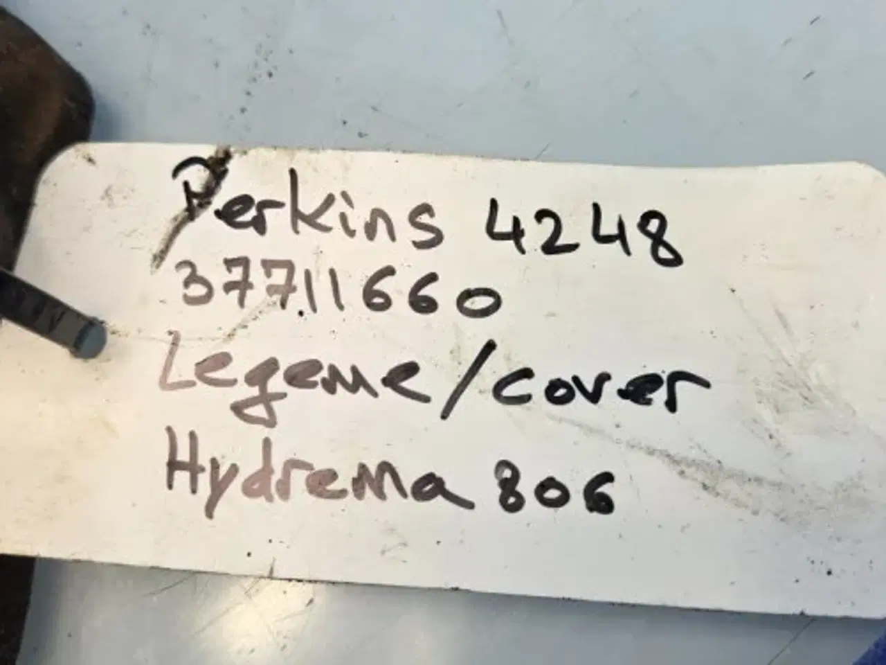 Billede 14 - Perkins 4.248 Dæksel 37711660