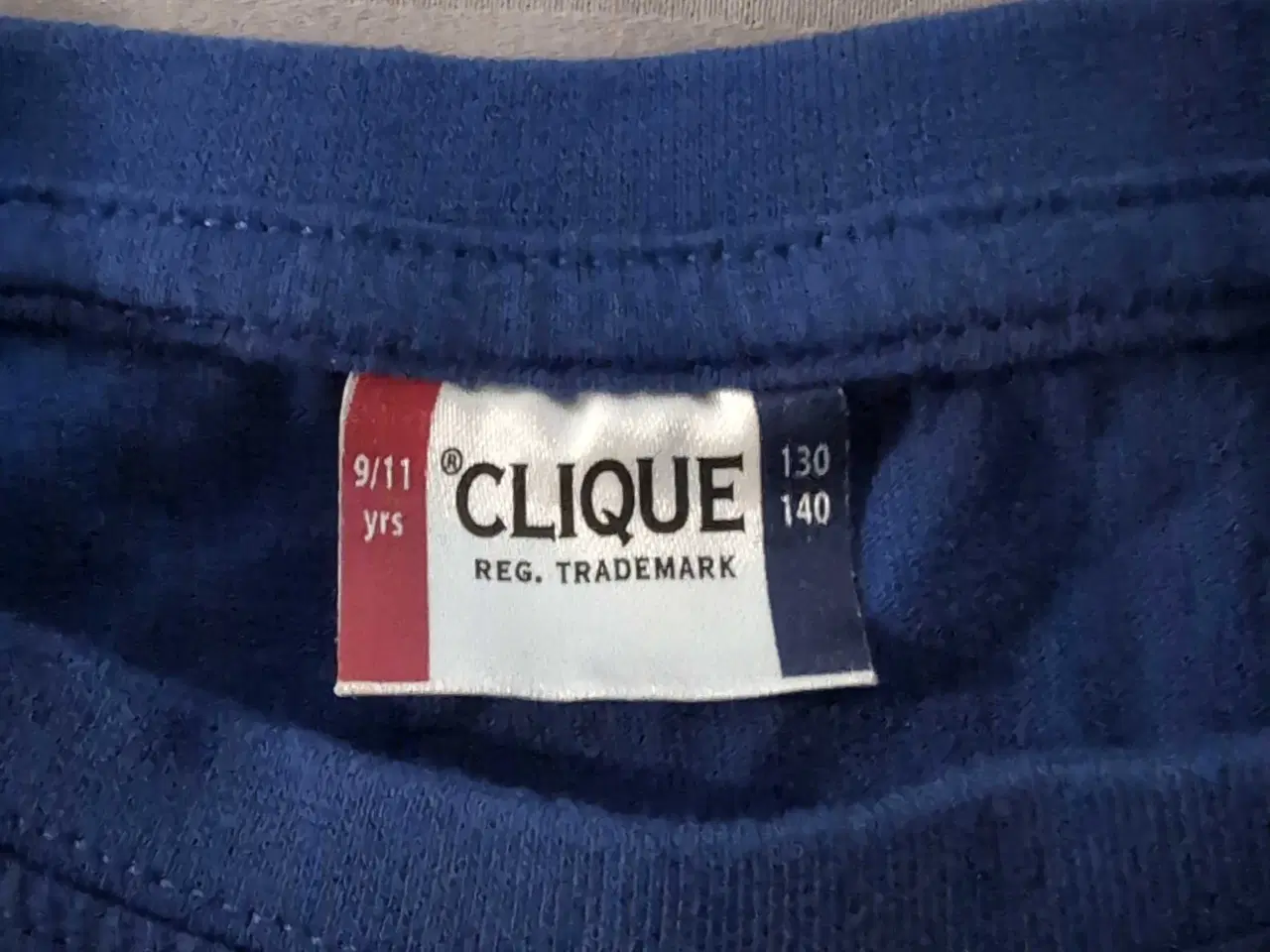 Billede 2 - Clique blå t-shirt, størrelse 130/140