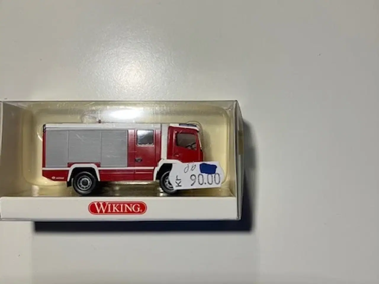 Billede 1 - Wiking 612 01 39 Mercedes Brandbil Dom ny H0.  