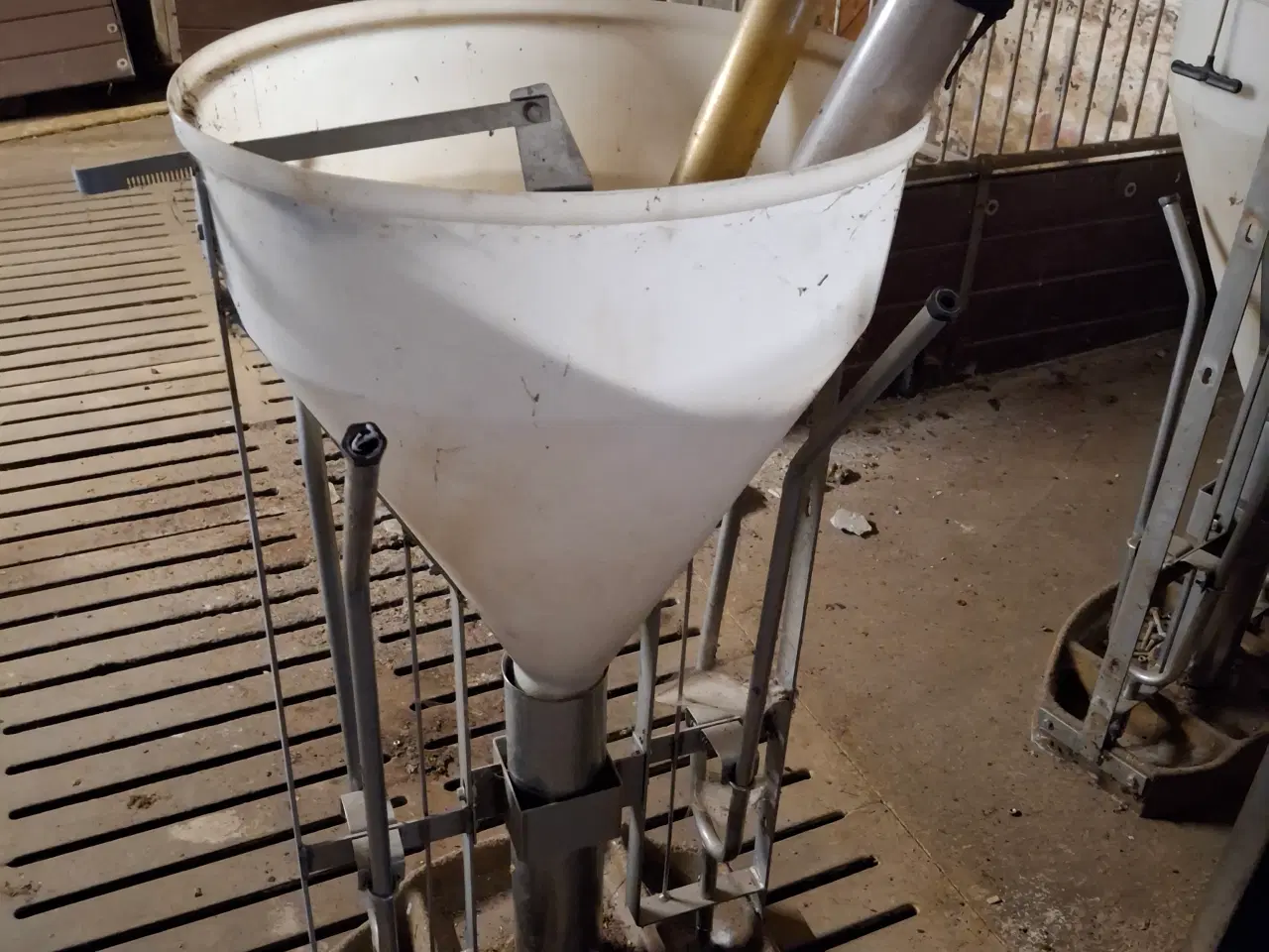 Billede 4 - 35 stk foderautomater