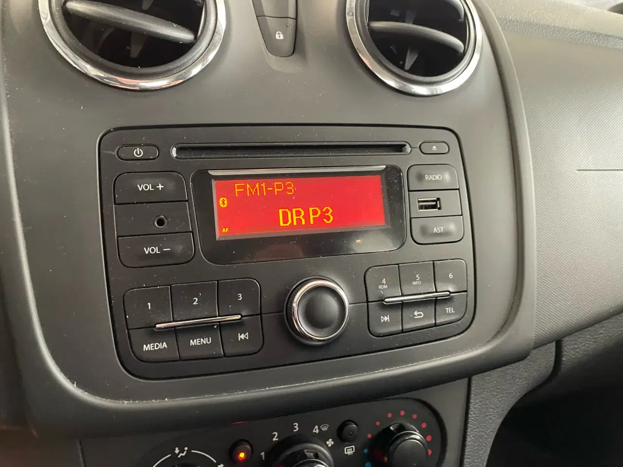 Billede 9 - Dacia Sandero 0,9 Tce Family Edition Start/Stop 90HK 5d