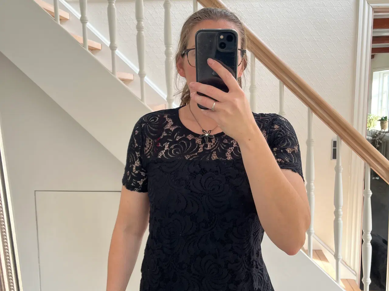 Billede 1 - Sort blonde tshirt 