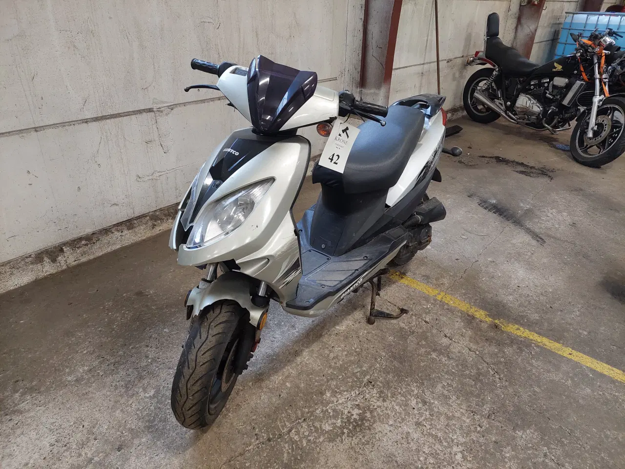 Billede 2 - Giantco Stealth, lille knallert årg 2008