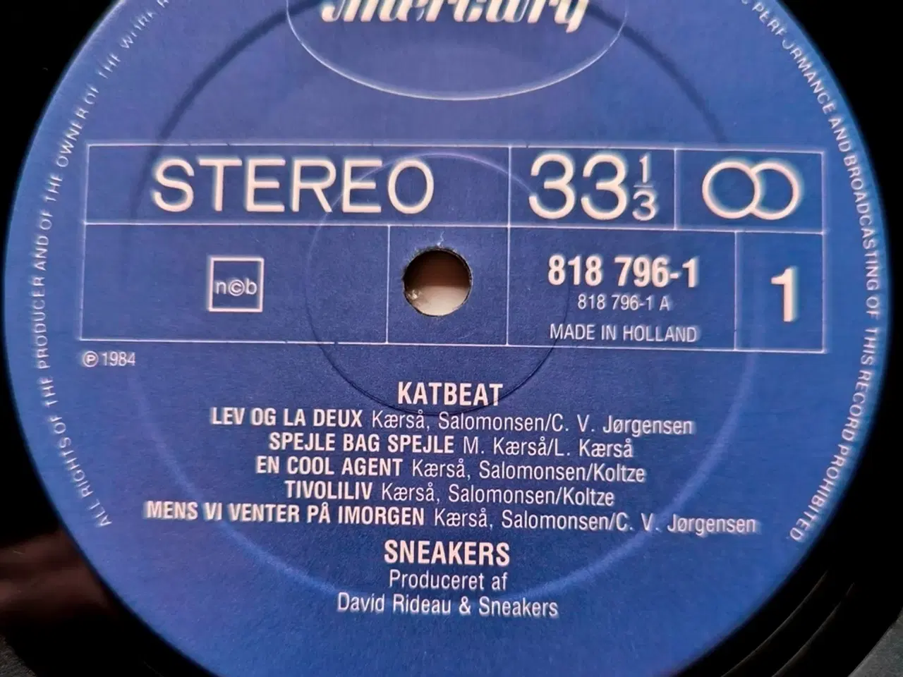 Billede 4 - 2 LP plader med Sneakers 