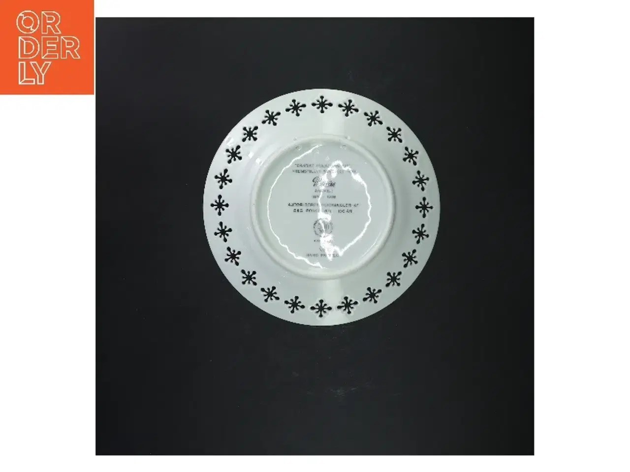 Billede 3 - Porcelænstallerken med motiv fra B&G Porcelæn (str. Ø 22 cm)