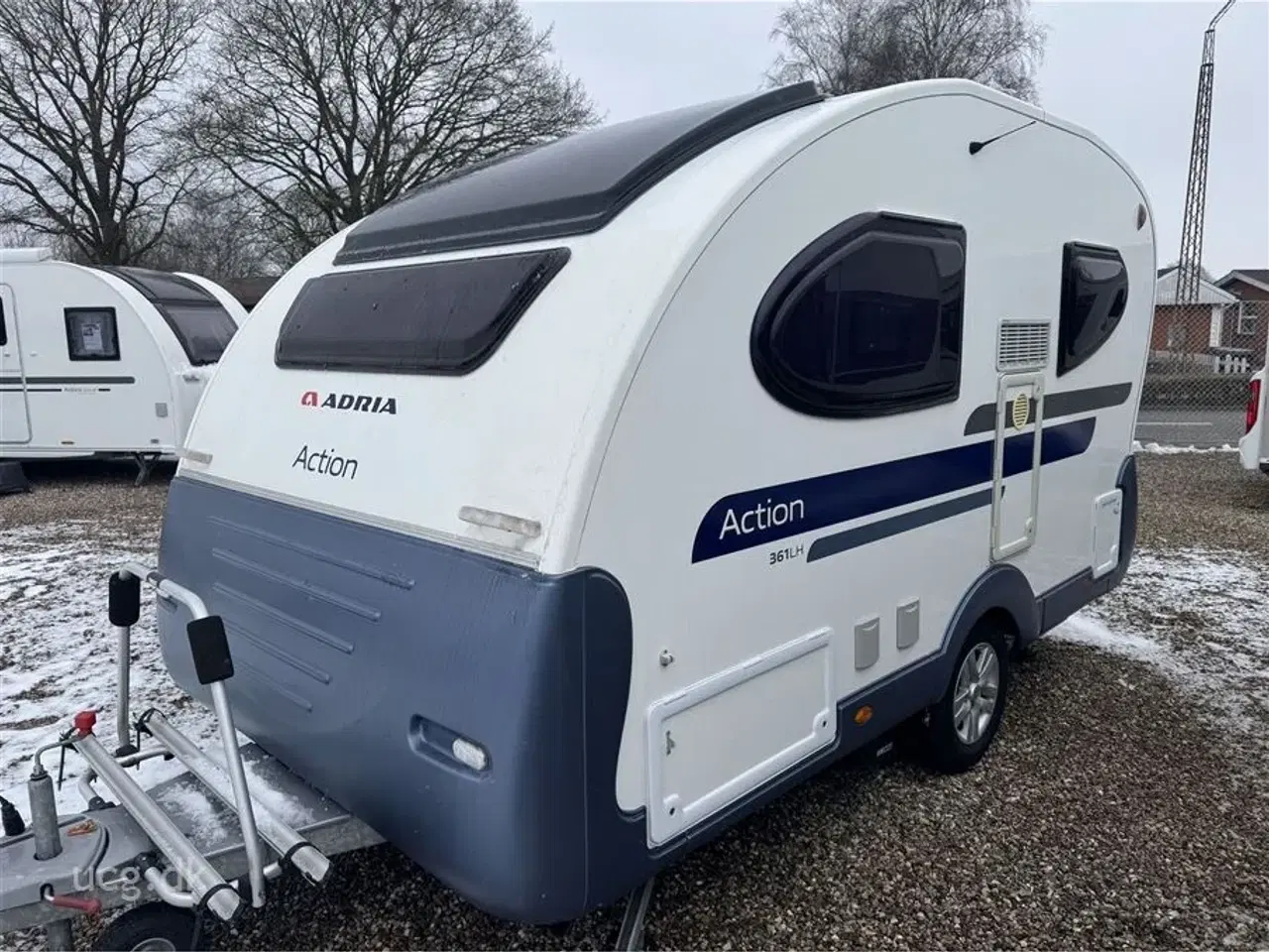Billede 2 - 2014 - Adria Action 361 LH   Prisen er inkl. klargøring, gastest, fugttest, syn og nummerplade. SÆLGES FOR KUNDE