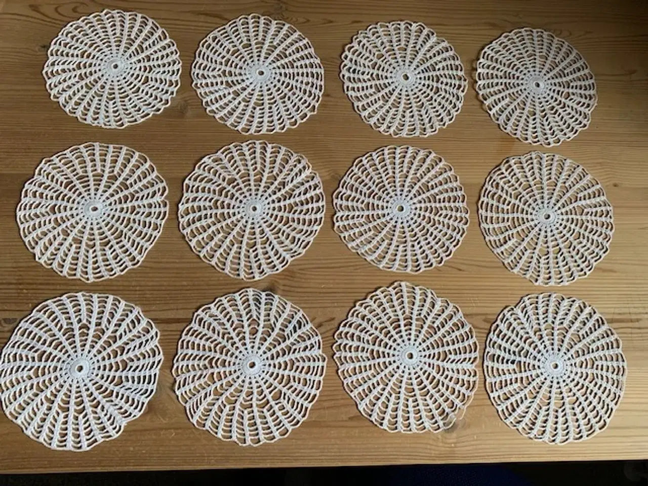 Billede 1 - 12 stk. mellemlægsservietter - hjemmefremstillet