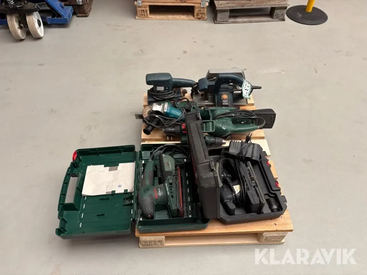 Billede 6 - Lot med håndværktøj Bosch, Blackbull Og Makita - 9 enheder