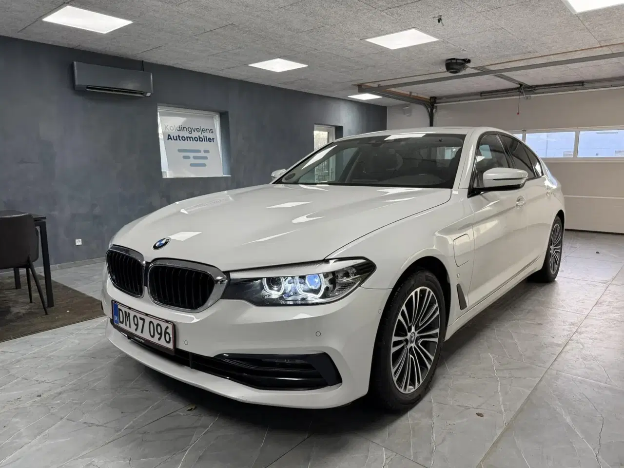 Billede 3 - BMW 530e 2,0 Plugin-hybrid iPerformance Steptronic 292HK 8g Aut.