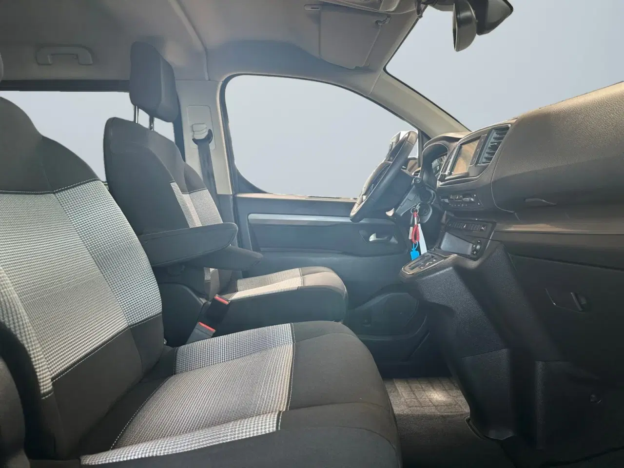 Billede 15 - Citroën ë-SpaceTourer 50 L3 Feel