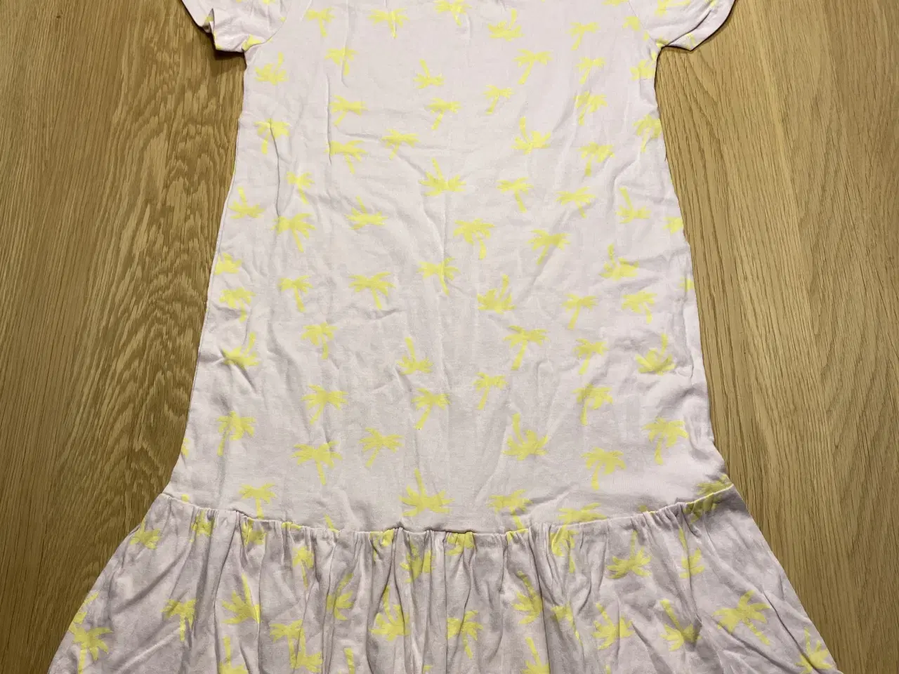 Billede 11 - Flot Hummel kjole som kun har været prøvet på 95kr