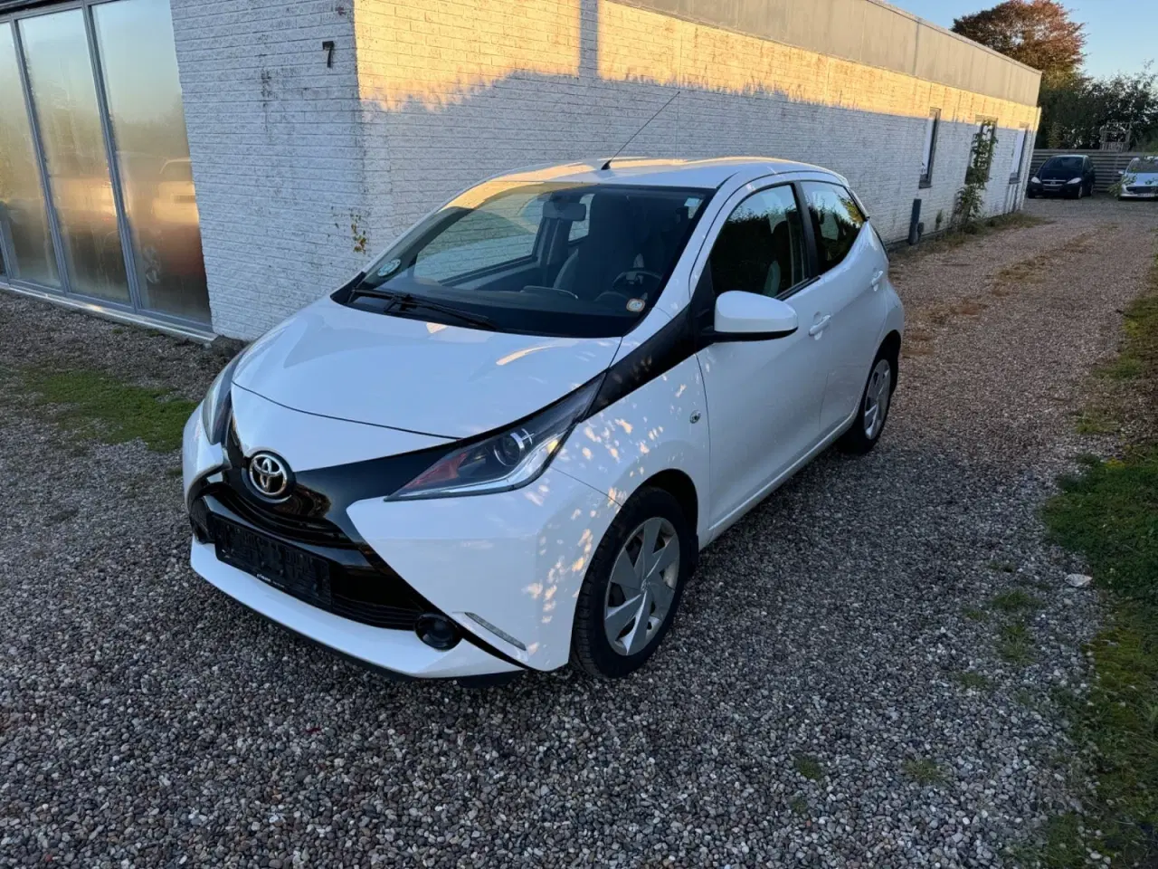 Billede 1 - Toyota Aygo 1,0 VVT-i x-black II