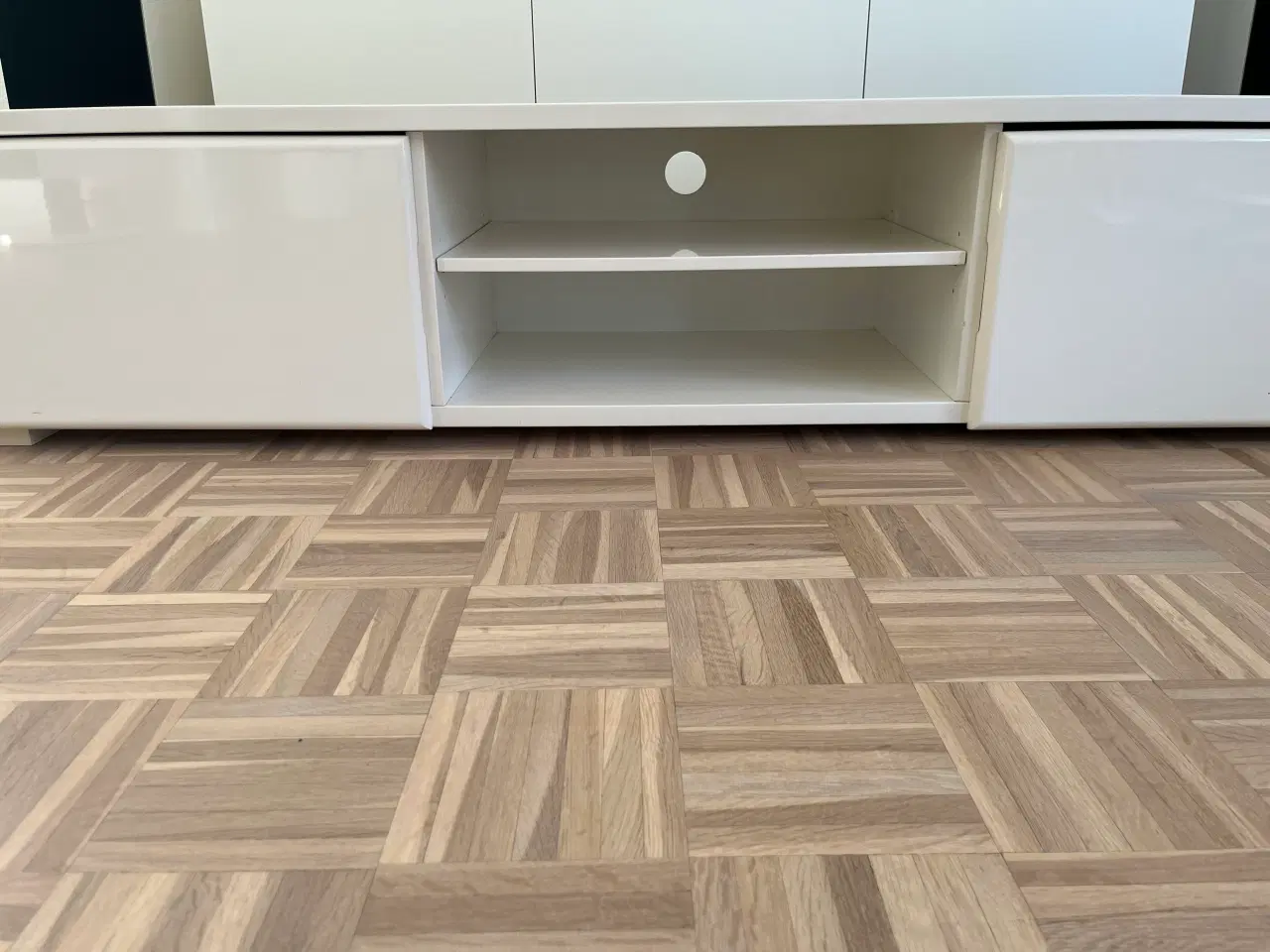 Billede 2 - TV bord/bænk