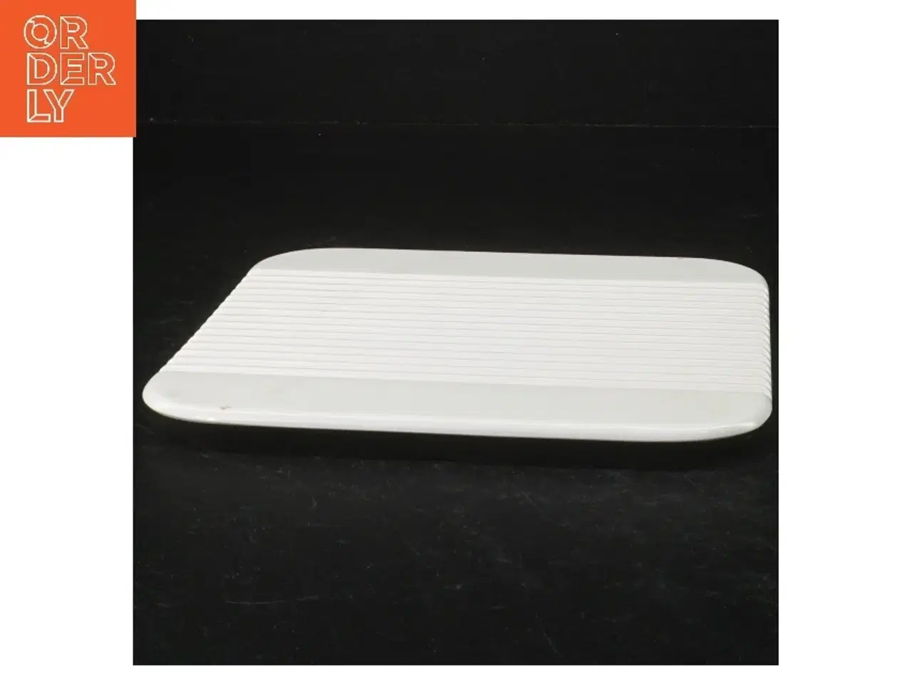 Billede 3 - Porcelænsfade (str. 18 x 18 cm)