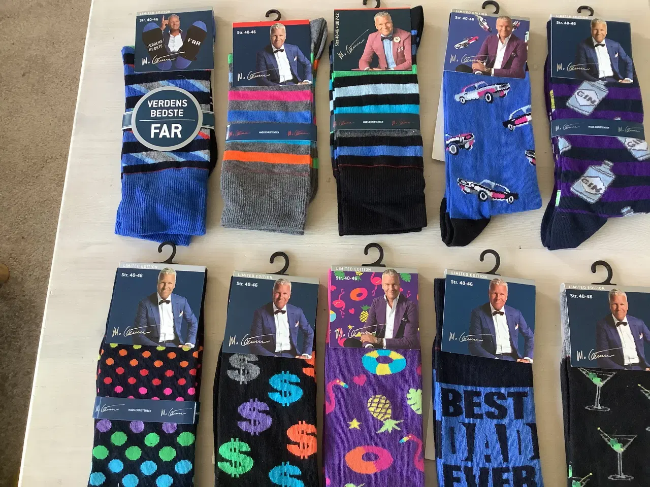 Billede 1 - Mads Christensen strømper med motiver