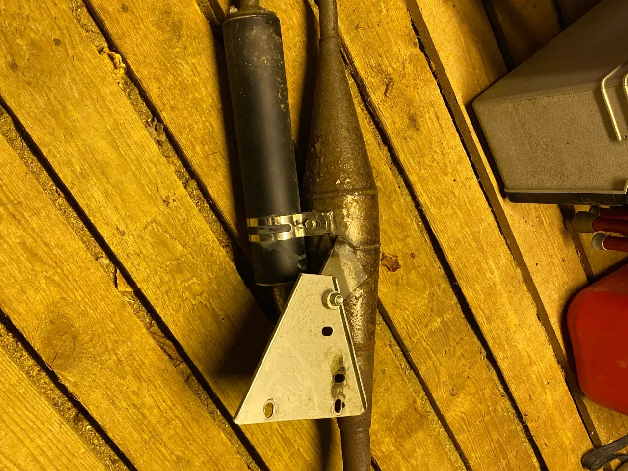 Billede 2 - Udstødning til en scooter pgo