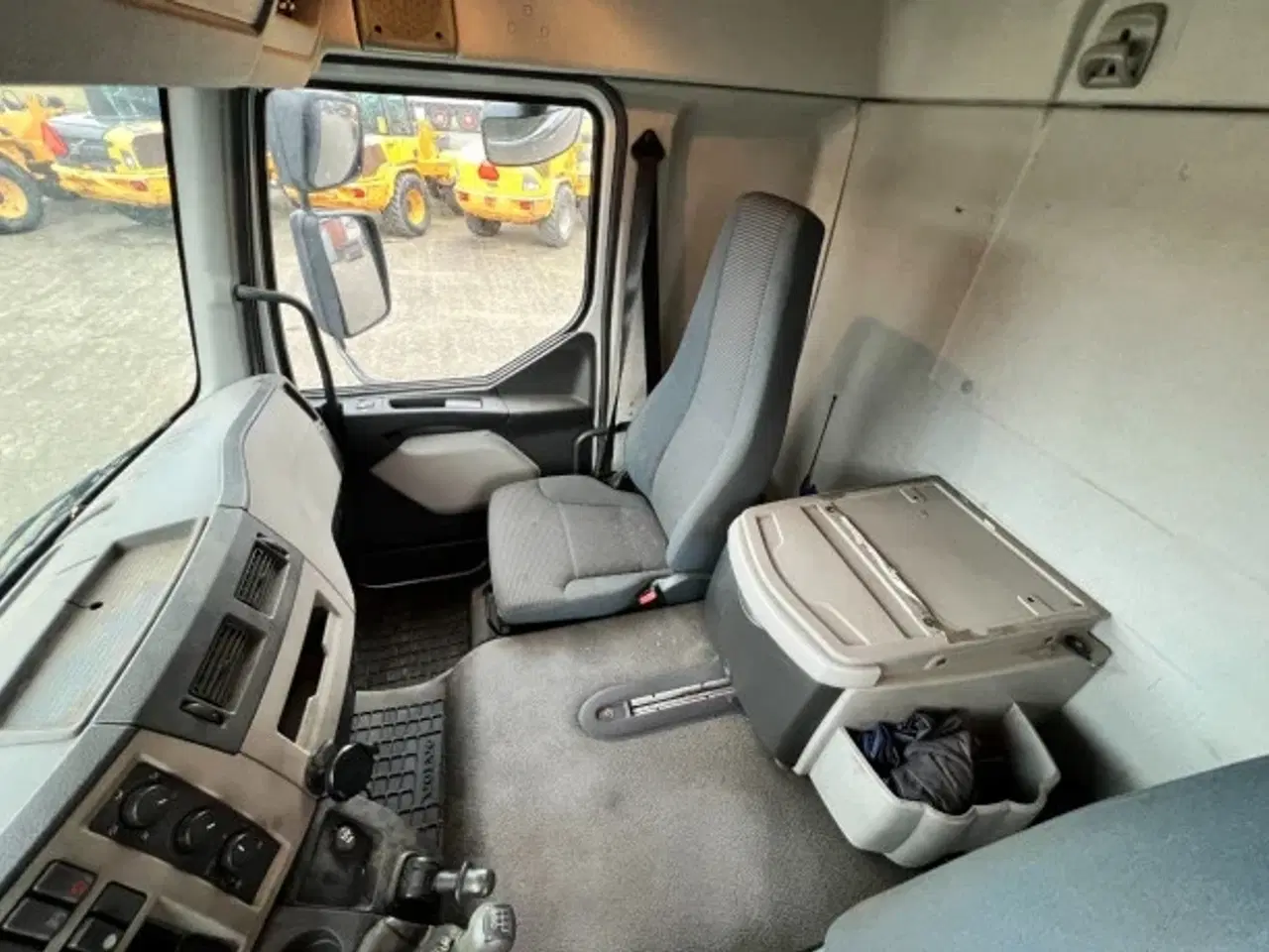 Billede 21 - Volvo FL 240 4X2 - 2008 - servicebil med kran / Tooltruck