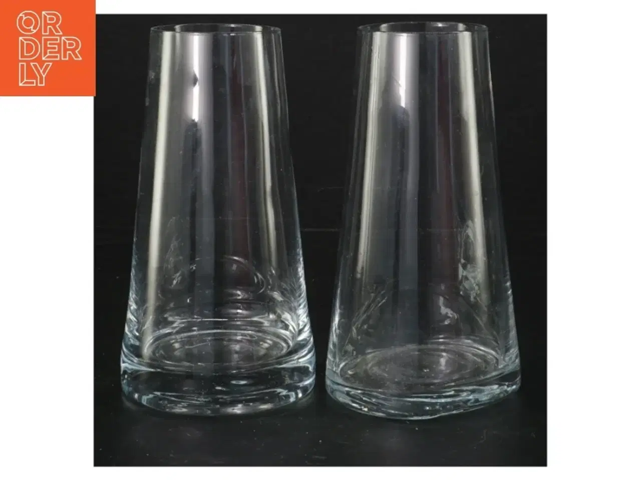 Billede 1 - Glasvaser, 2 stk (str. 15 cm. 2 styk)