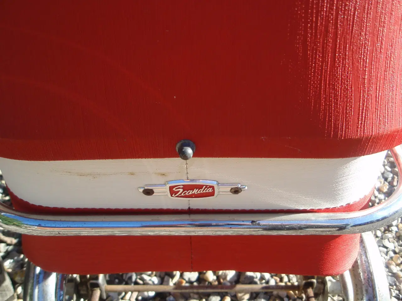 Billede 2 - Rød Scandia dukkevogn