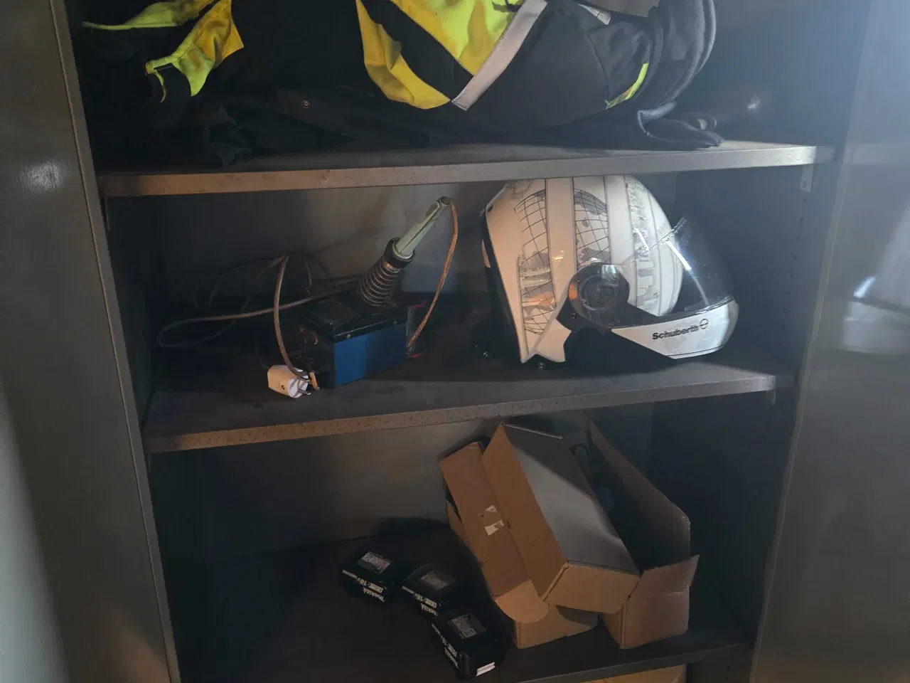 Billede 5 - Kemi/værktøjsskab